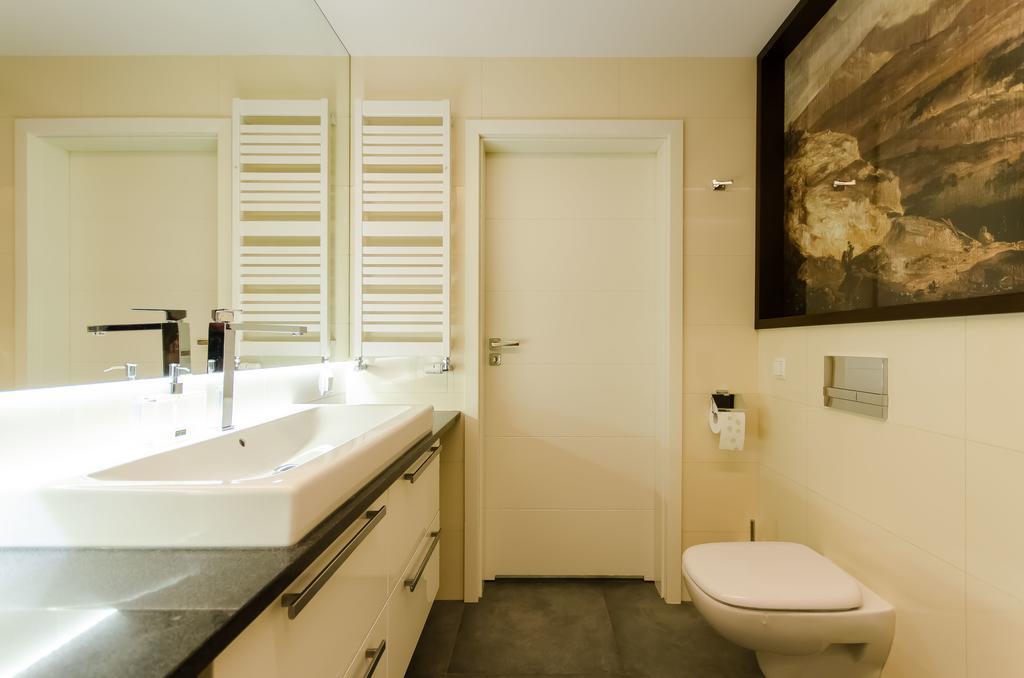 Old Town Luxury Apartment Krakkó Kültér fotó