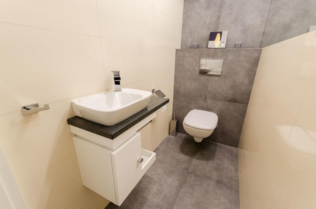 Old Town Luxury Apartment Krakkó Kültér fotó